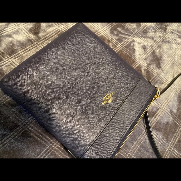 Coach cross-body bag - Picture 3 of 8